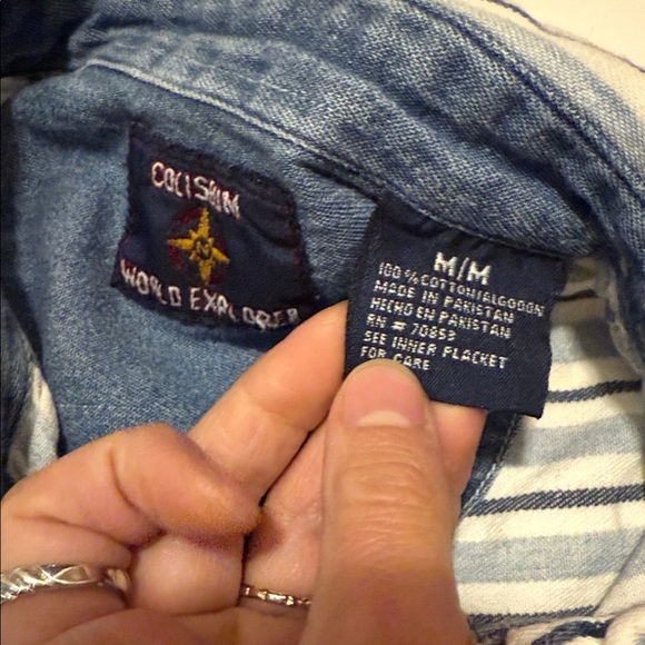 Vintage 90’s Coliseum World Explorer Blue Striped Button Down Shirt - Picture 2 of 6